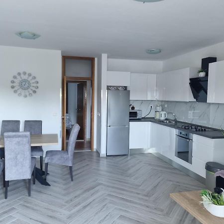 Apartments Ledic คราวาวิซา ภายนอก รูปภาพ