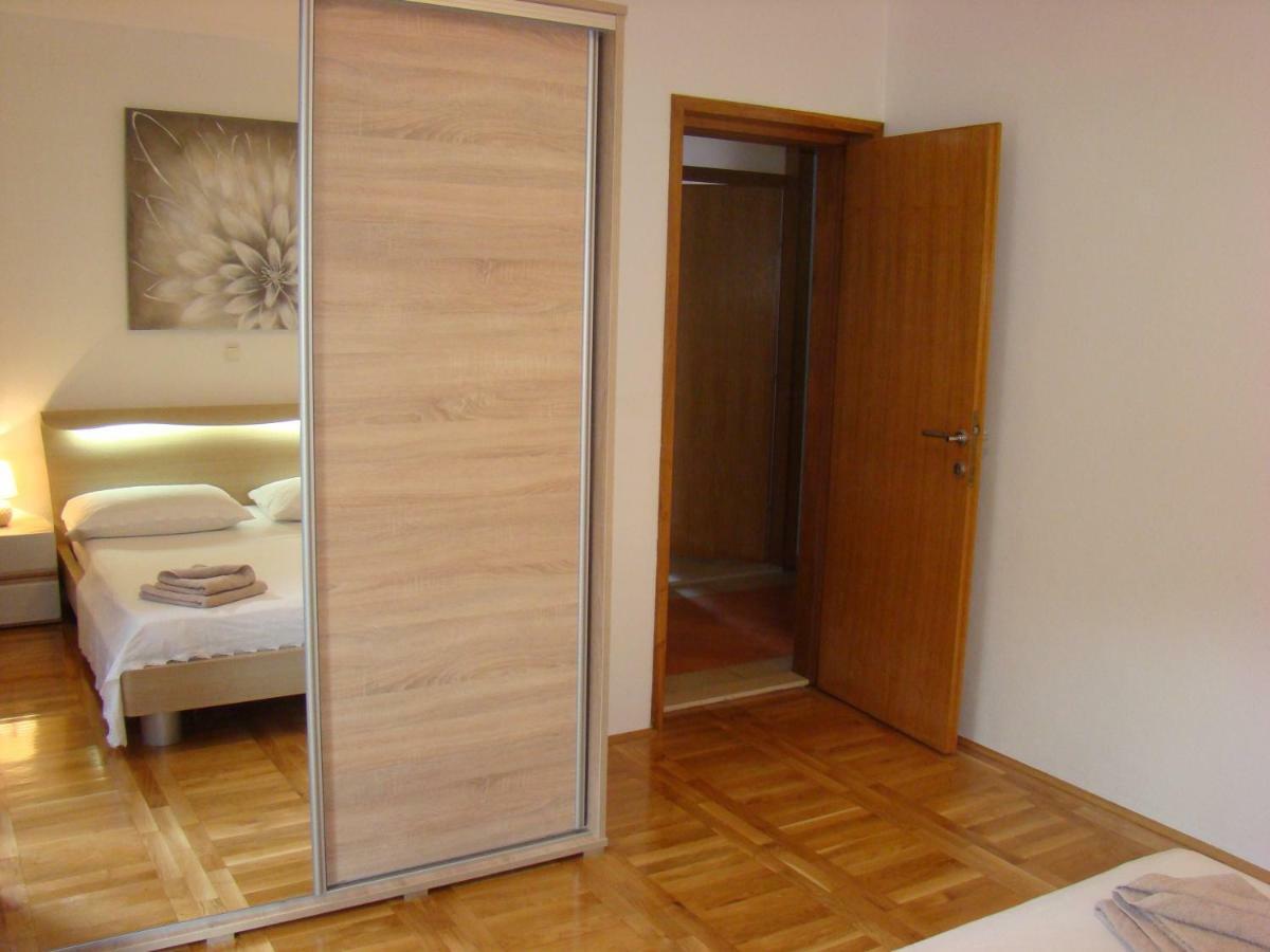 Apartments Ledic คราวาวิซา ภายนอก รูปภาพ
